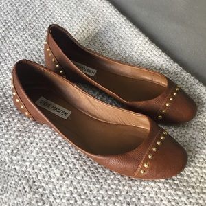 Steve Madden brown & Gold studded ballet flats 7